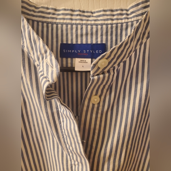 Simply Styled petites button down/up top - Picture 2 of 7